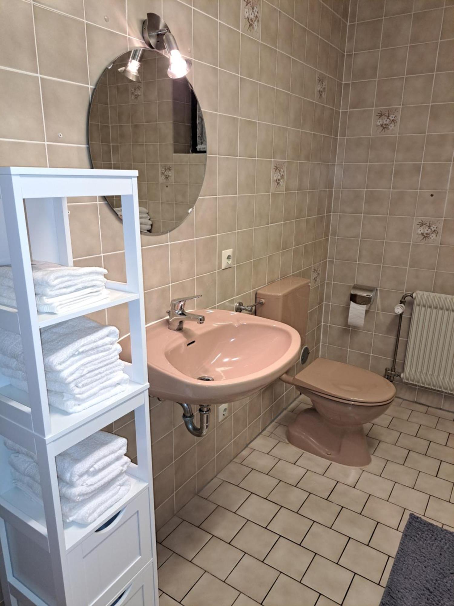 Grosse Ferienwohnung In Ruhiger Lage Mit Toller Aussicht In Triberg Триберг Экстерьер фото